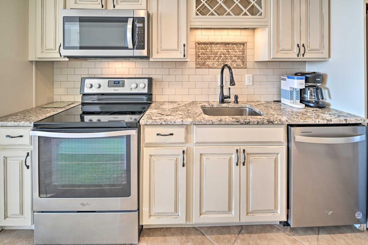 Cozy Myrtle Beach Resort Condo With Community Pool! Exterior photo